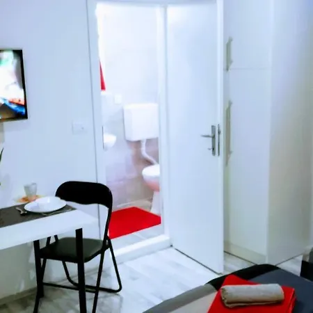 Center Arena Belvedere And Gæstehus *