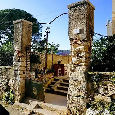 Gæstehus Center Arena Belvedere And